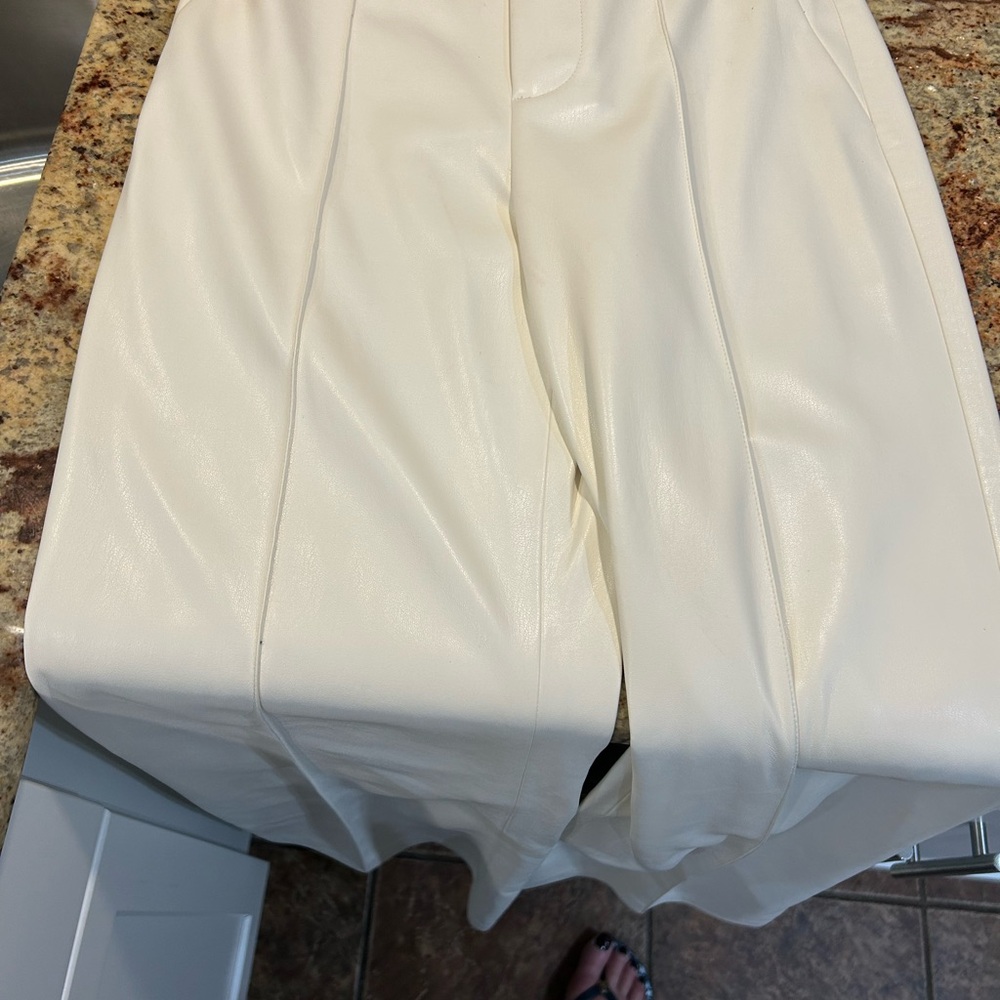 Alice and Olivia Dylan Faux Leather Flare Pants - Picture 7 of 14